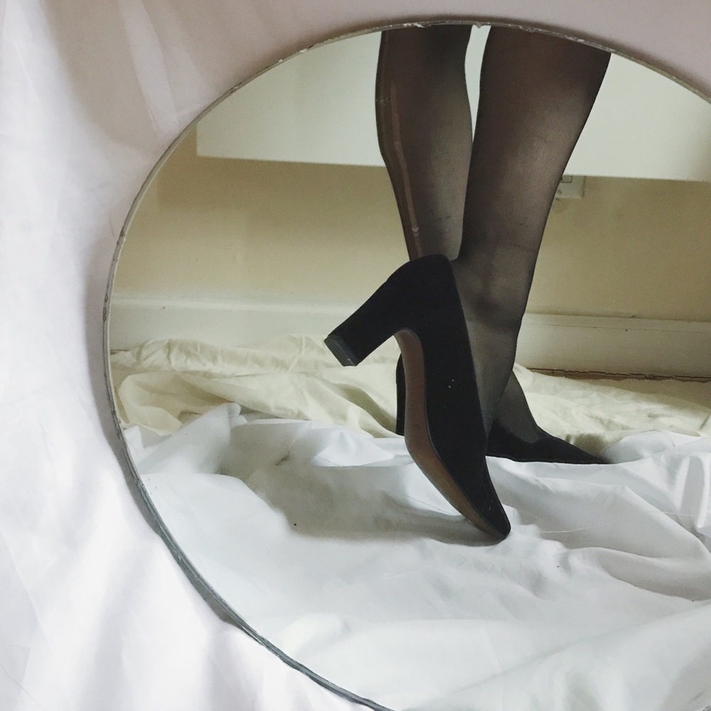 🌹amazing vintage black velvet nina pumps🌹